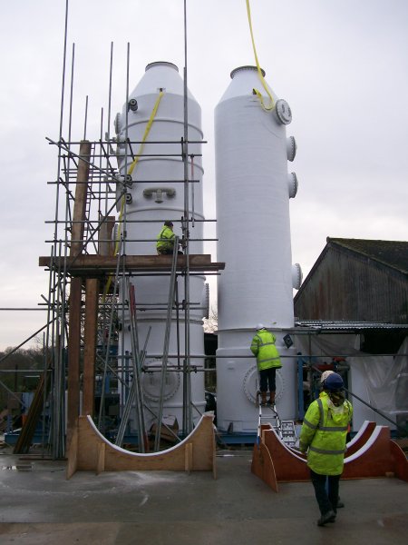 Wet scrubbing towers for flue gas desulphurisation